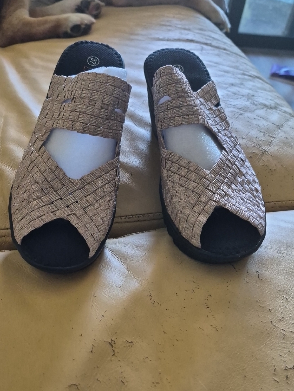 bernie mev. Woven Slide Mules in Light Beige